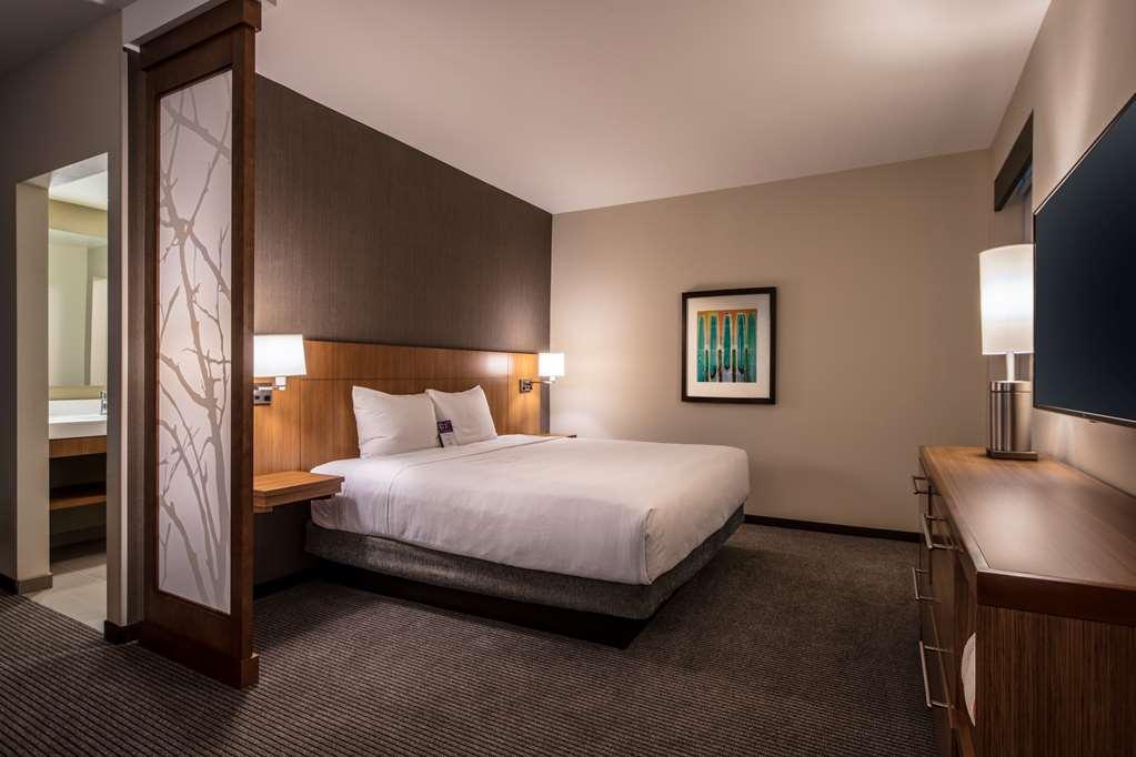Hyatt Place Delano Szoba fotó